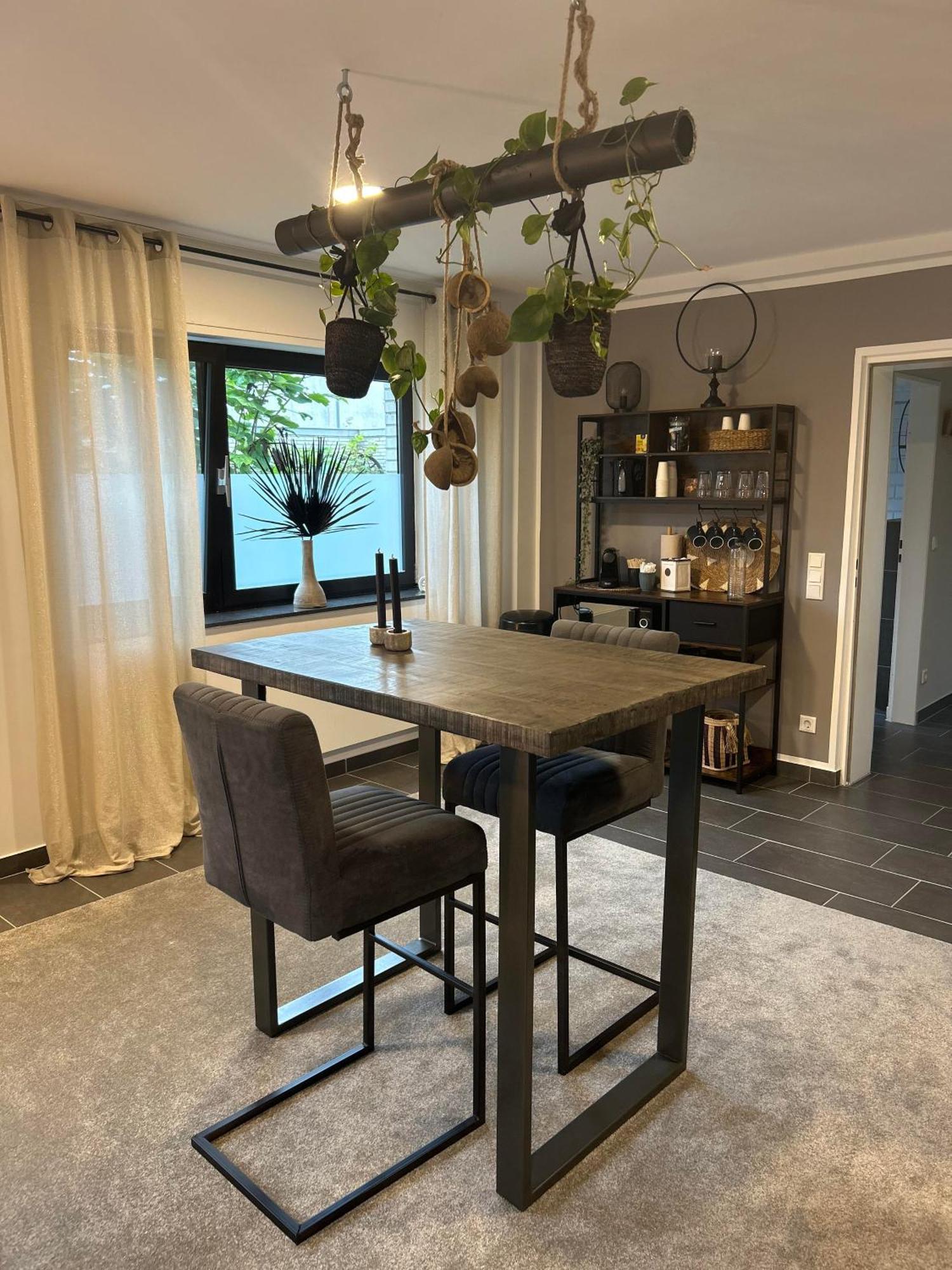 Cosy Bungalow-Apartment In Ruhiger Toplage - Naehe Duesseldorf เครเฟลด์ ภายนอก รูปภาพ